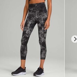 Lululemon base pace tight 25’ in seam in ink vapor ice grey